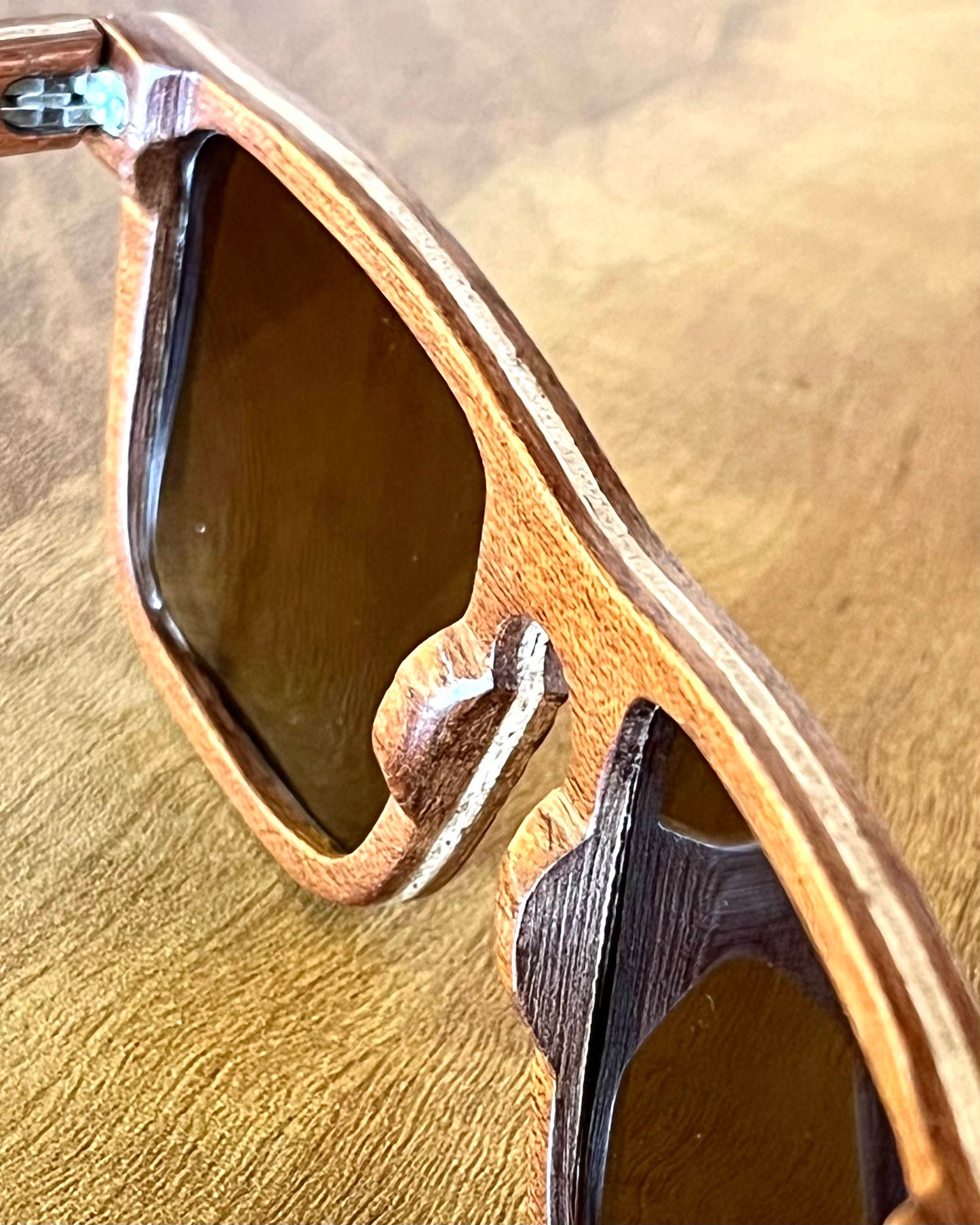 YOGYA WOOD SQUARE SUNGLASSES
